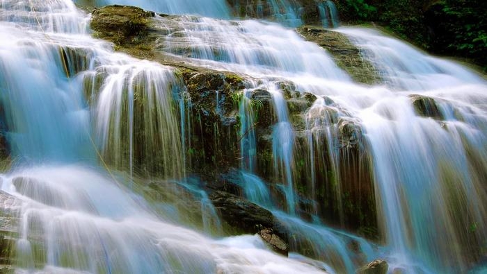 La magnifique beauté de la cascade Toc Tien à Quang Binh